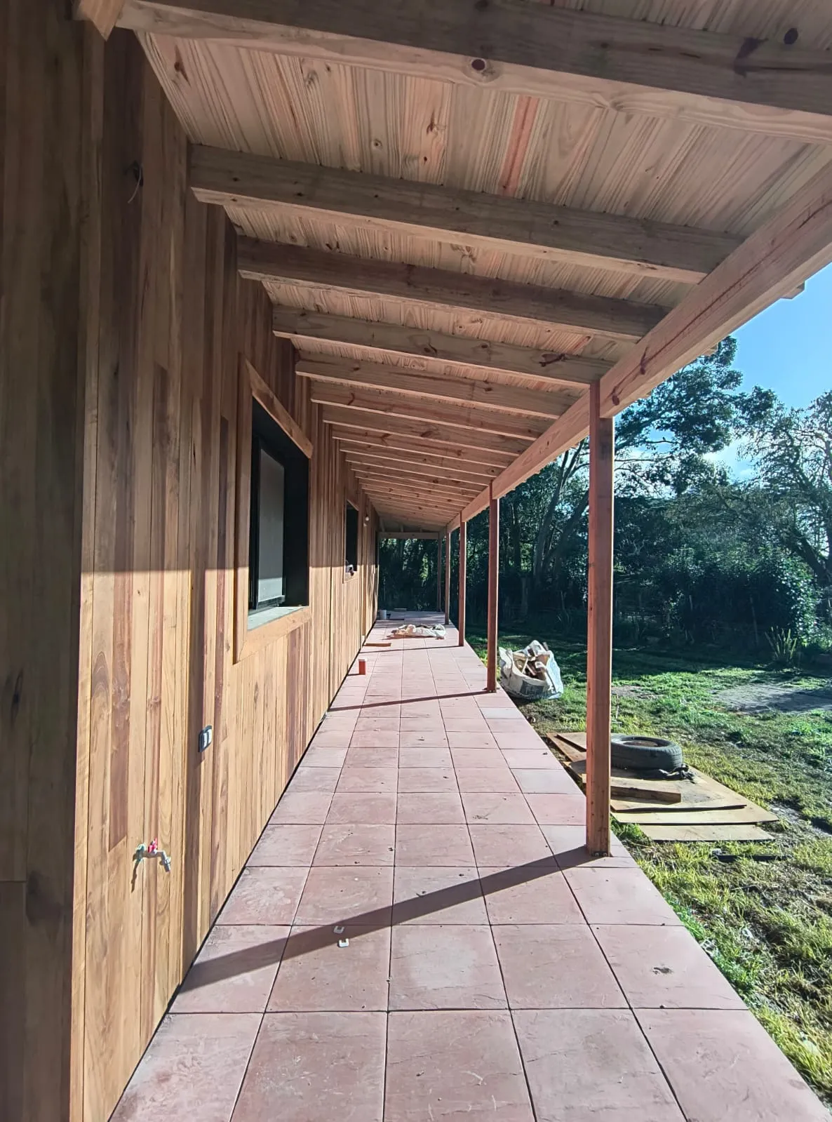Proyecto de construcción 32 por Maestro Mayor de Obras en Balcarce LOZA Estudio Técnico